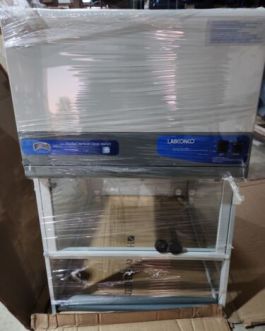 Labconco – 3970200 – 2′ Purifier Vertical Clean Bench – Labconco MFG 2022
