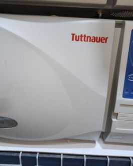 Tuttnauer EZ10 Dental Medical Sterilizer Instrument Sterilizing Unit 120V
