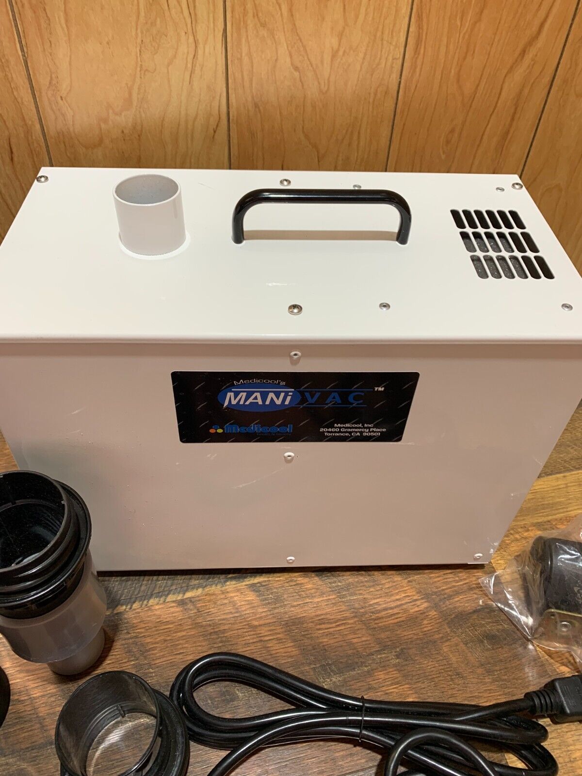 Mani-Vac Dust Capture System - New Open Box