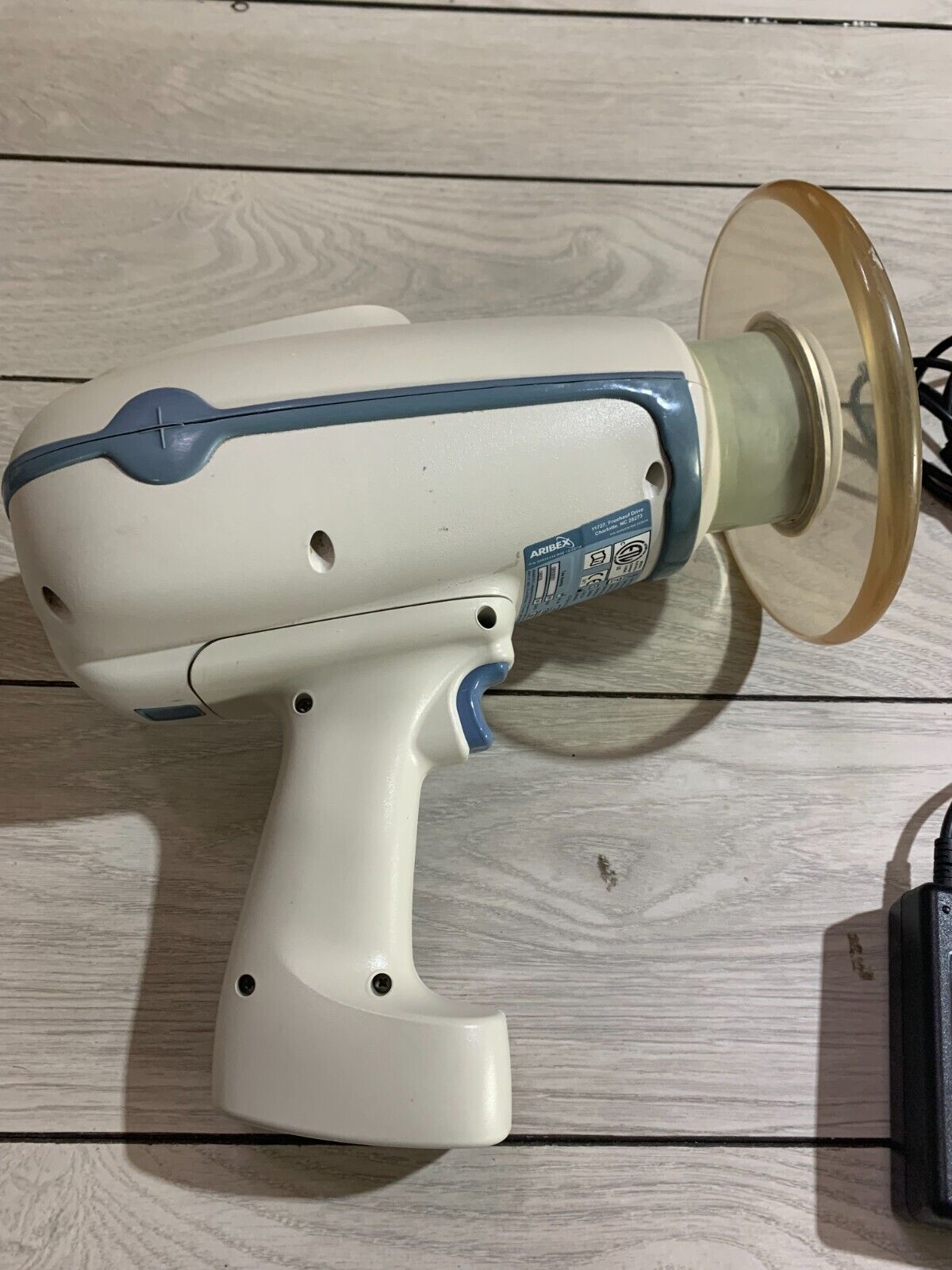 Aribex NOMAD Pro2 with batteries and charger - Image 4