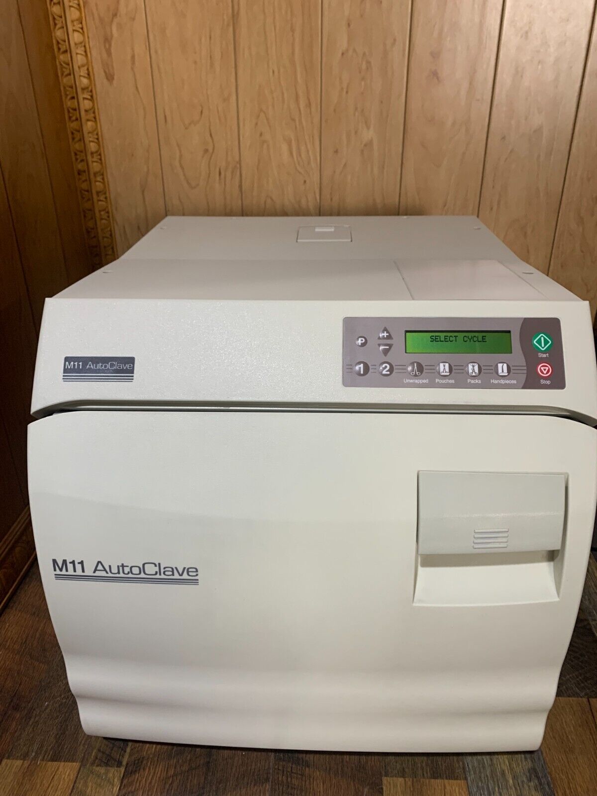 Midmark M11 Autoclave Steam Sterilizer 3025 cycles **Refurbished**