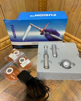 FUSION GRAND CURING LIGHT CORDLESS BY DENTLIGHT