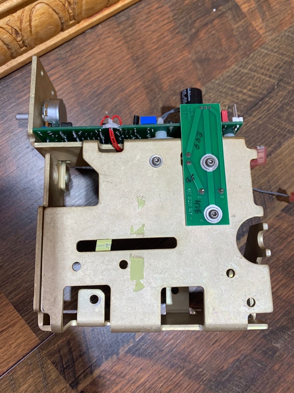 Dentsply Cavitron Bobcat Pro Ultrasonic Scaler Gen - 130 POWERBOARD W/ CHASSIS - Image 3