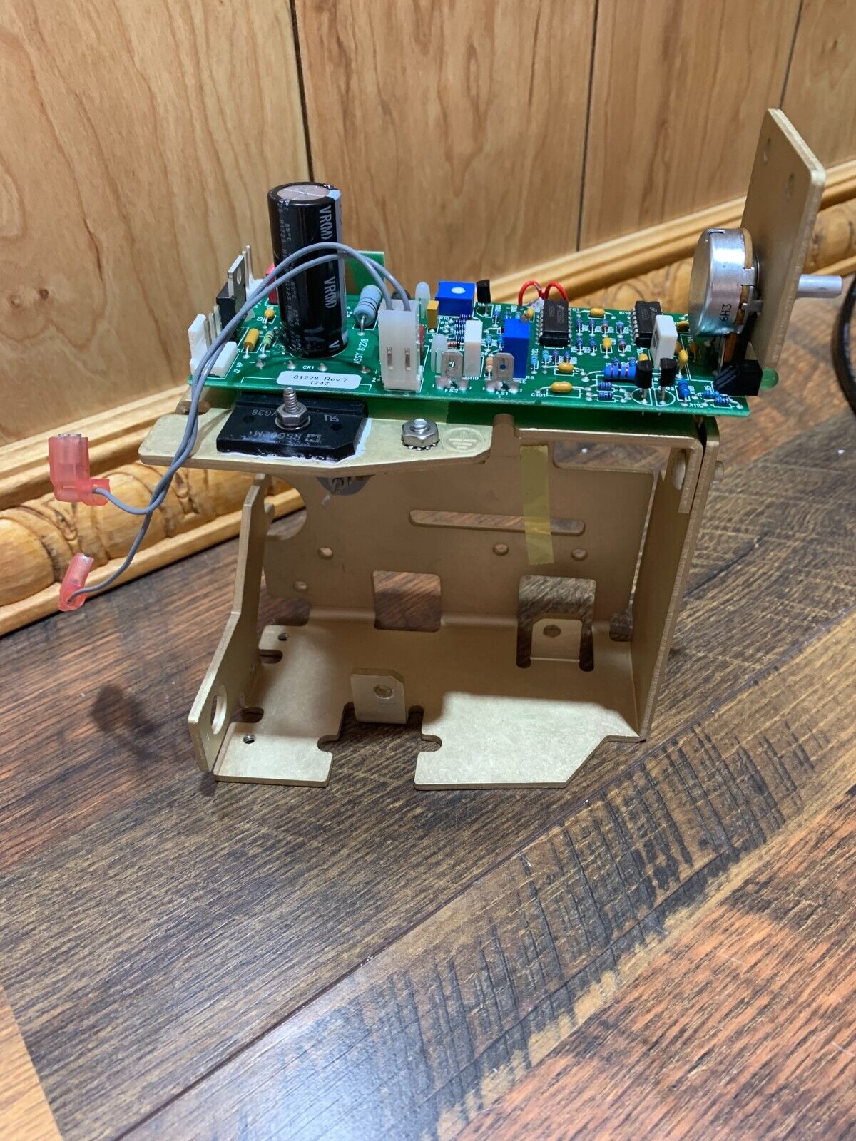 Dentsply Cavitron Bobcat Pro Ultrasonic Scaler Gen - 130 POWERBOARD W/ CHASSIS - Image 5