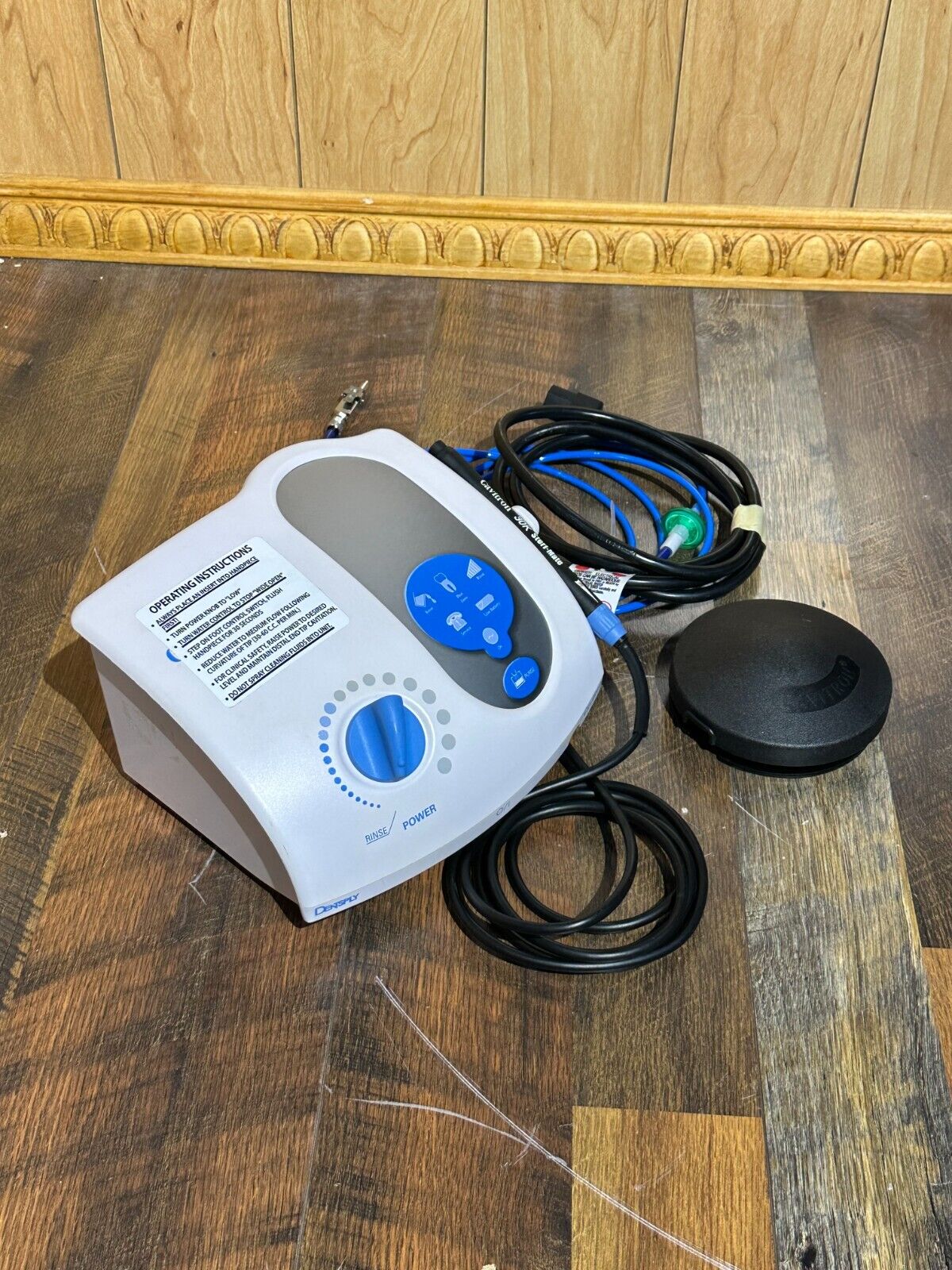 Dentsply (GEN-131) Cavitron Plus 30k Scaler - Wireless Foot Control *Refurbished