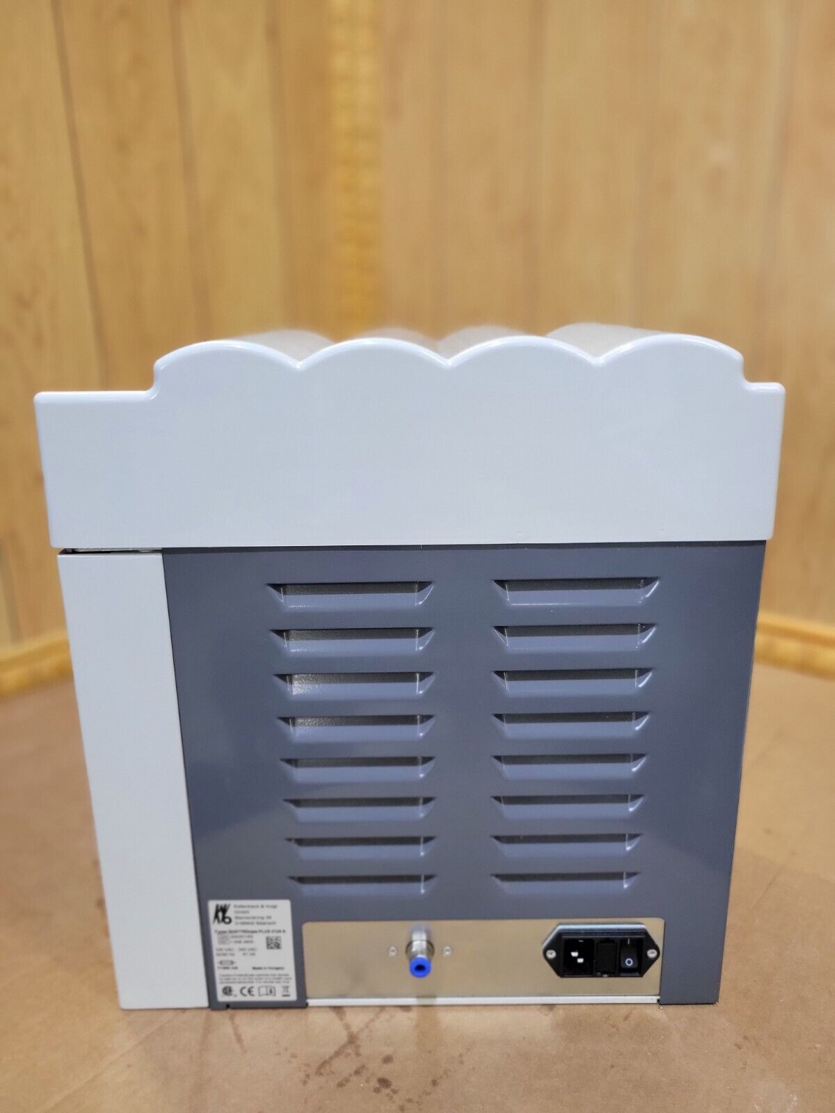 QuattroCare Plus 2124 A Automatic Handpiece Maintenance System - Image 5