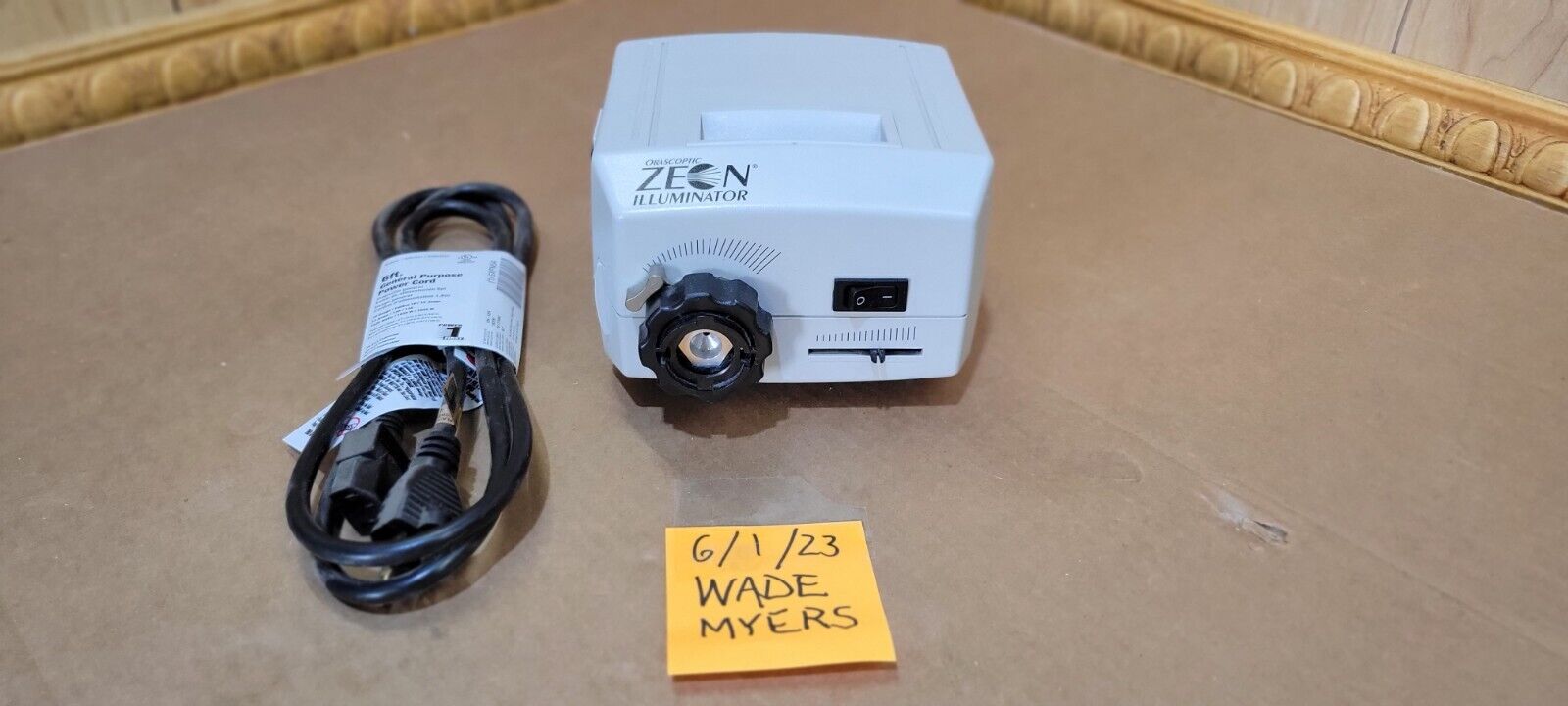 Orascoptic ZEON ILLUMINATOR