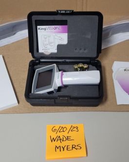 (Pre-Owned) King Vision VIDEO LARYNGOSCOPE w/Channel Blades (2)