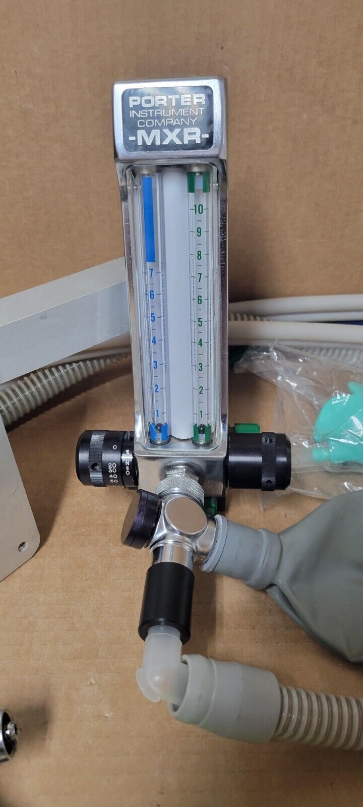 (Pre-owned) Porter MXR 2000 Flow Meter w/ Long Hosing + Wall Mount - Image 2