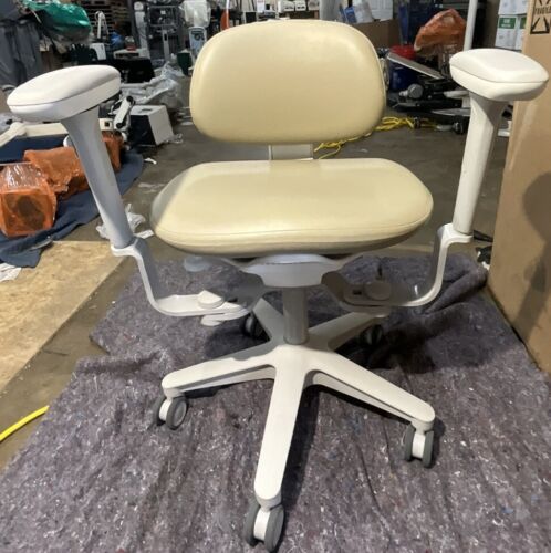 A-Dec Doctors Stool 521 With Swivel Arms - Image 2