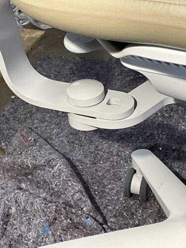 A-Dec Doctors Stool 521 With Swivel Arms - Image 15