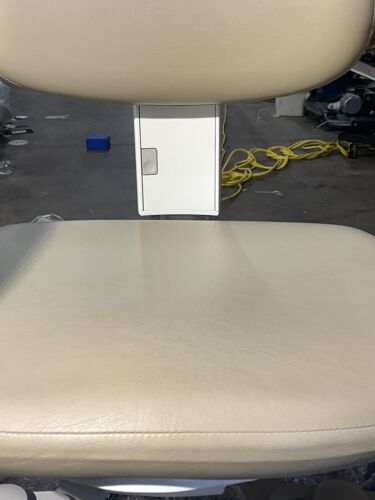 A-Dec Doctors Stool 521 With Swivel Arms - Image 17